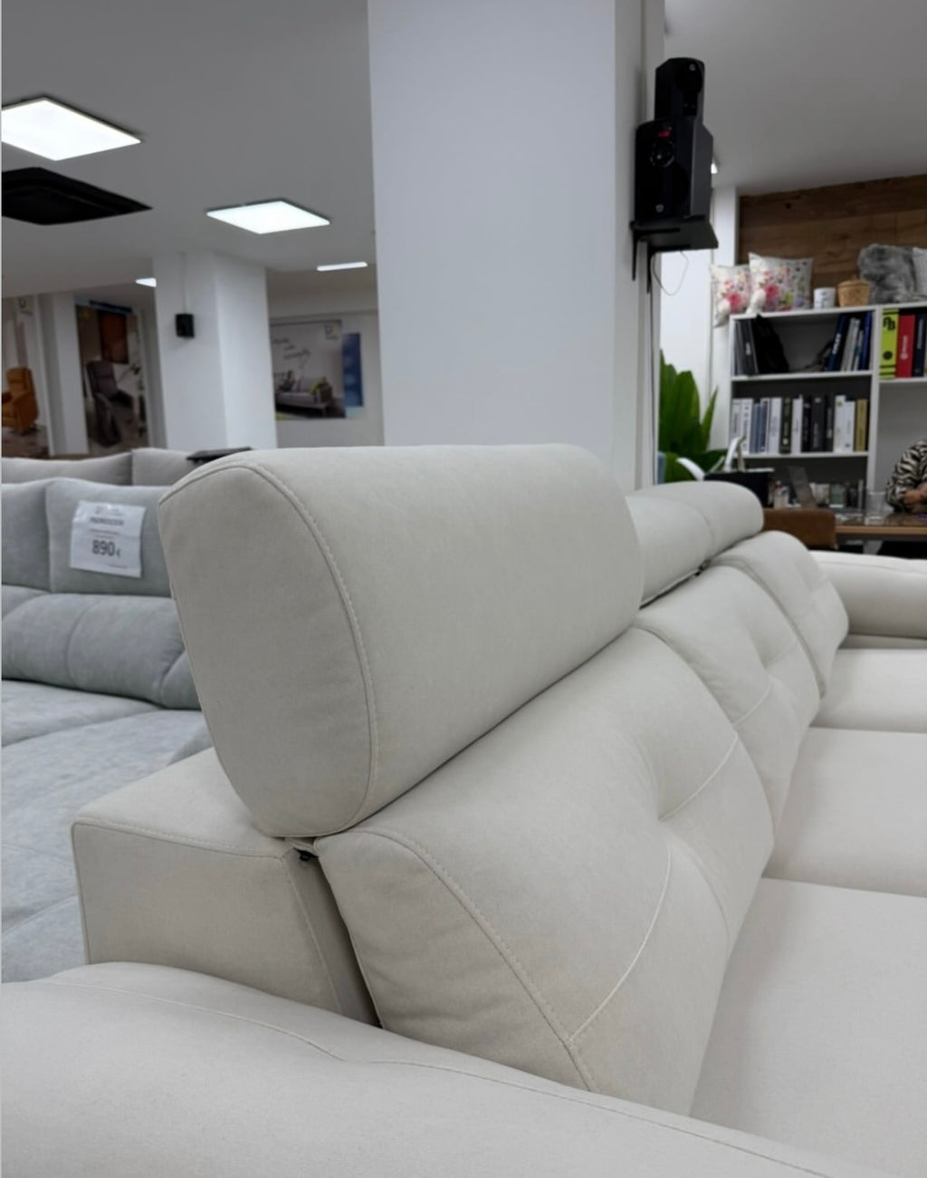 Sofa efecto nube blanco roto